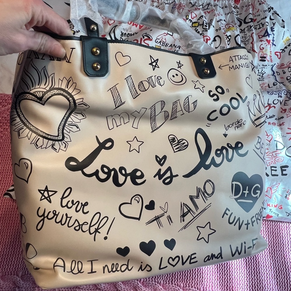 D&G Beatrice Shopping Tote mural print calfskin